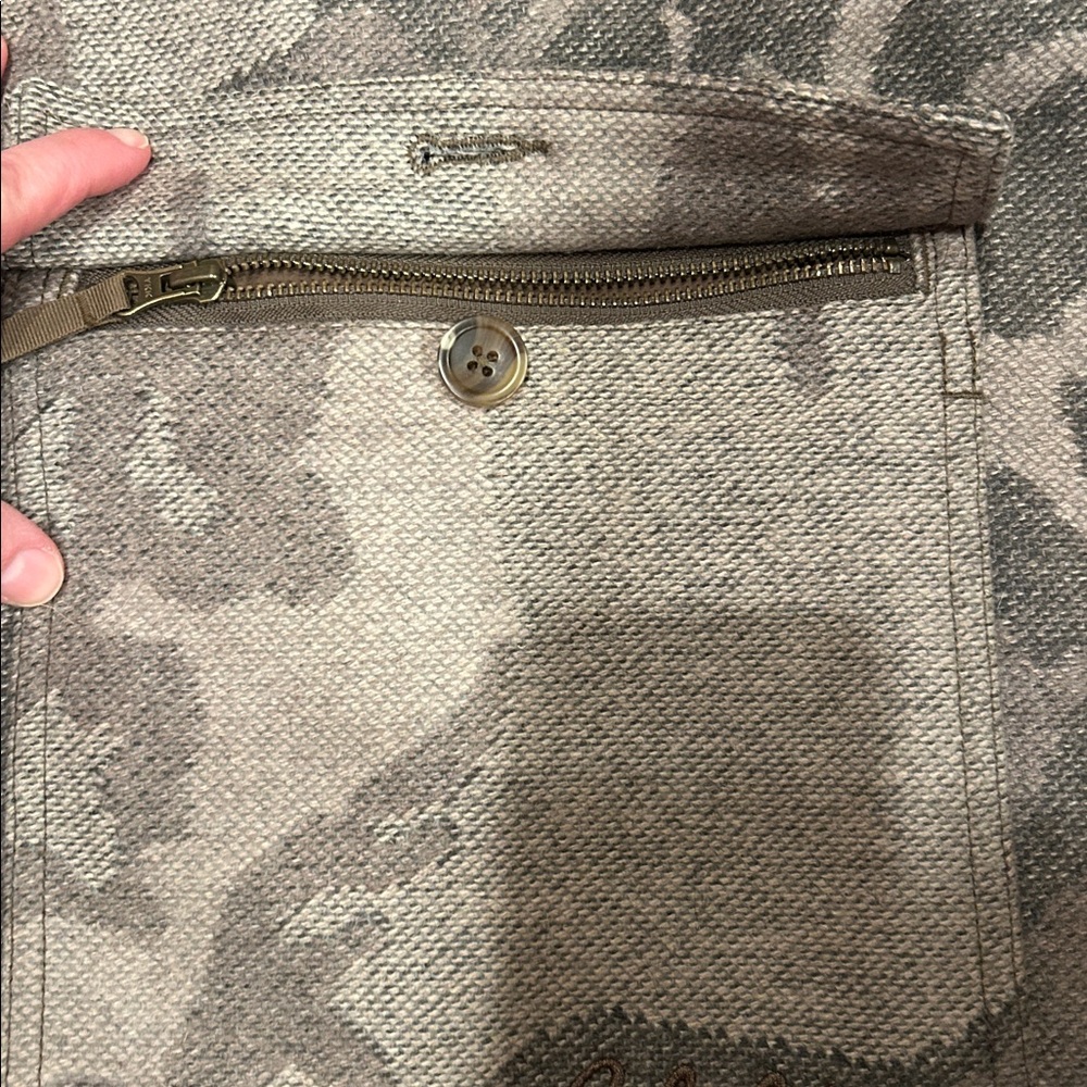 Cabela's Wool Camo Vest - Picture 4 of 9